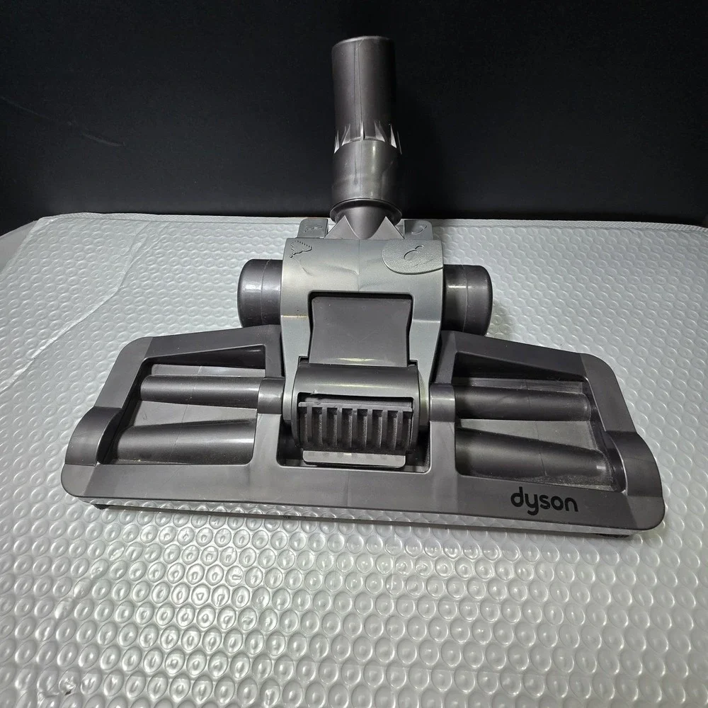 Dyson low reach